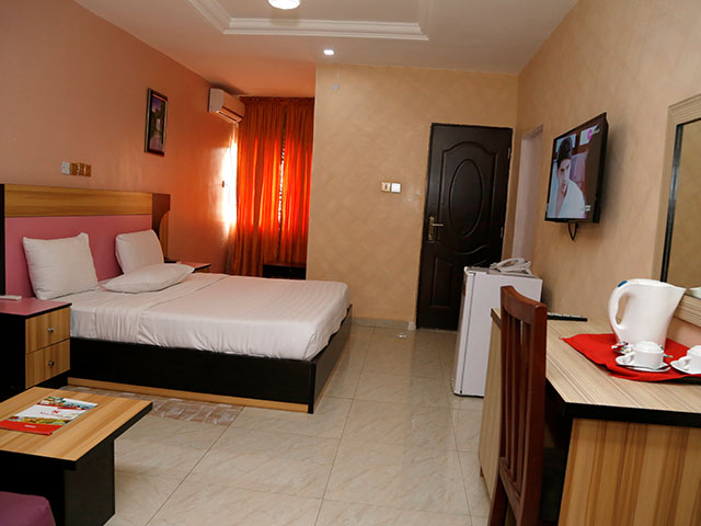 /web/uploads/116/Nera Hotel/room-photos/Luxury Room/nera lux room.jpg
